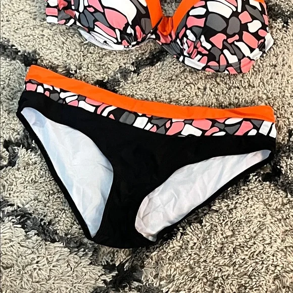 Colorblock Pink Orange Black Patterned Bikini Set - Picture 3 of 8